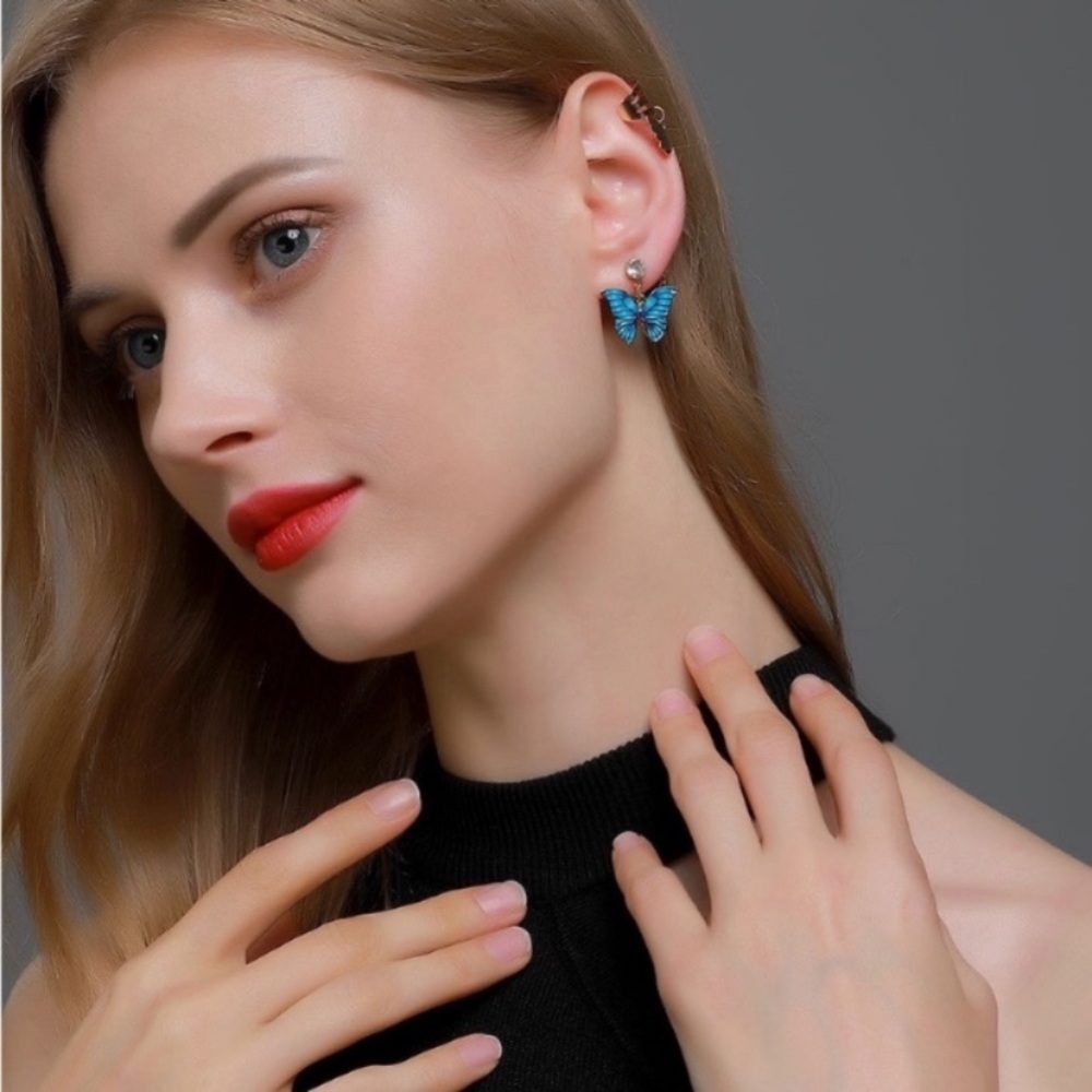5 for $25 Elegant 14k Gold Plated Ear Cuff Earrings